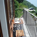 Panoramic Apartment *
