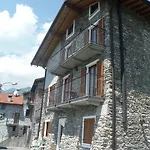 Panoramic Apartment Gravedona