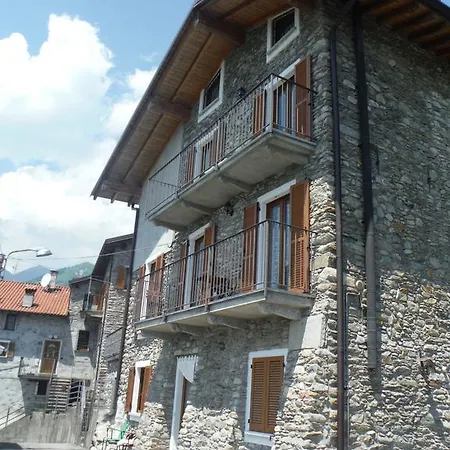 Panoramic Appartamento Gravedona