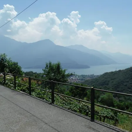 Panoramic Lejlighed Gravedona