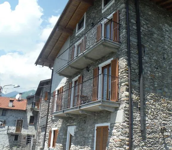 Panoramic Appartement Gravedona